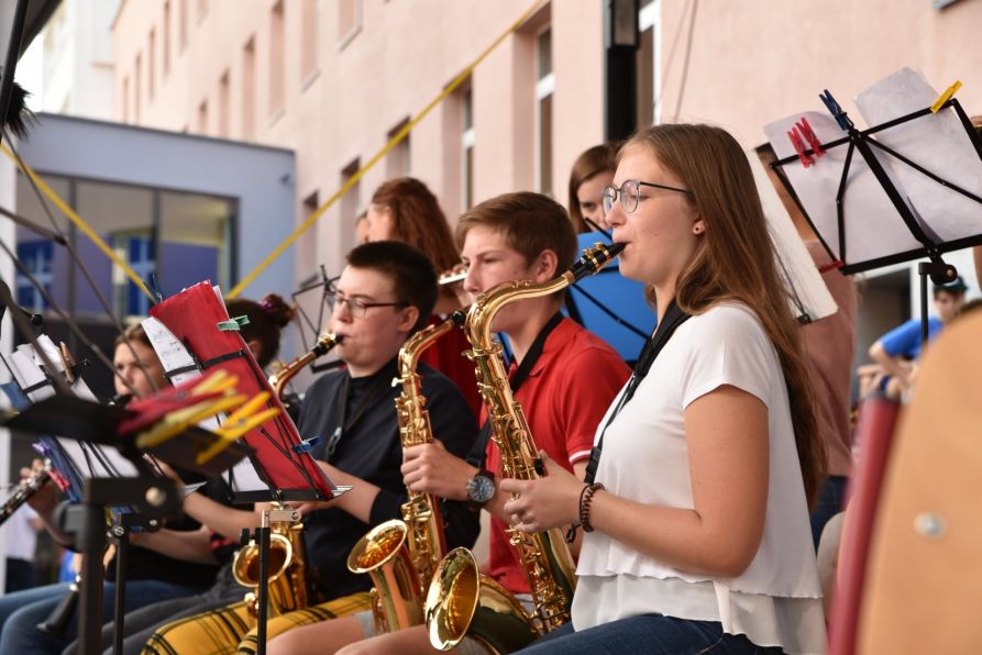 Die Saxophon-Section der Fraunhofer-Jazzband ist hervorragend zusammengespielt.